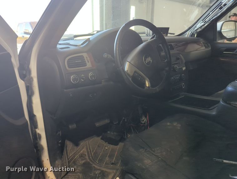 image for item MY9950 2011 Chevrolet Tahoe  SUV