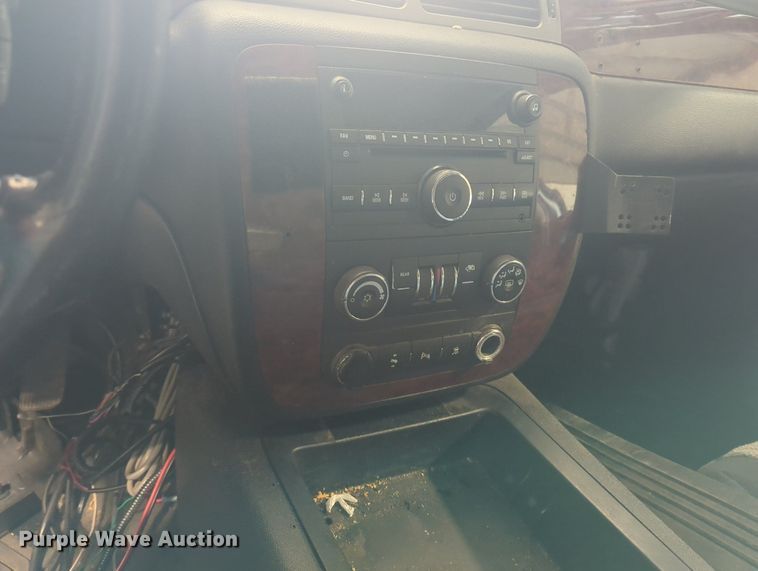 image for item MY9950 2011 Chevrolet Tahoe  SUV