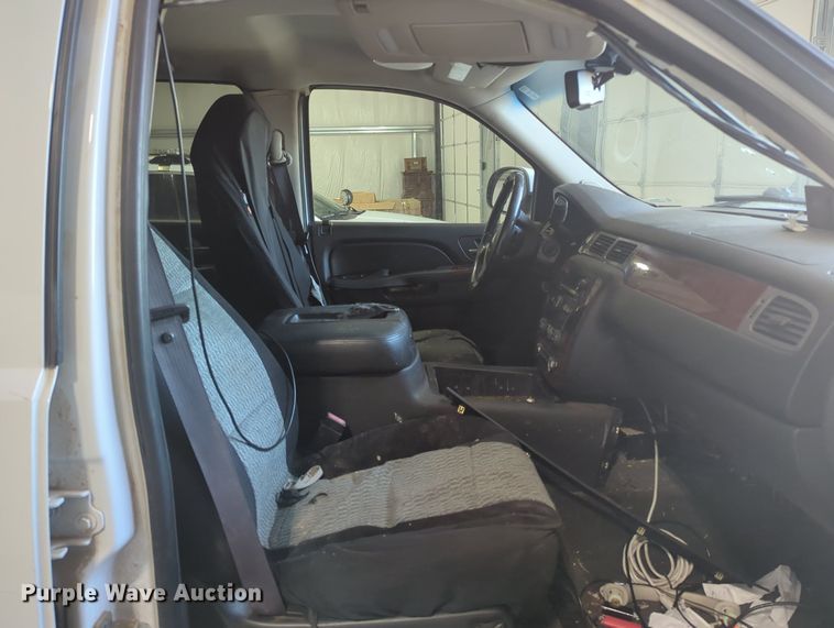 image for item MY9950 2011 Chevrolet Tahoe  SUV