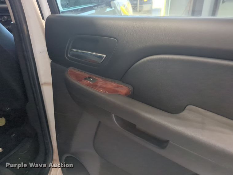 image for item MY9950 2011 Chevrolet Tahoe  SUV