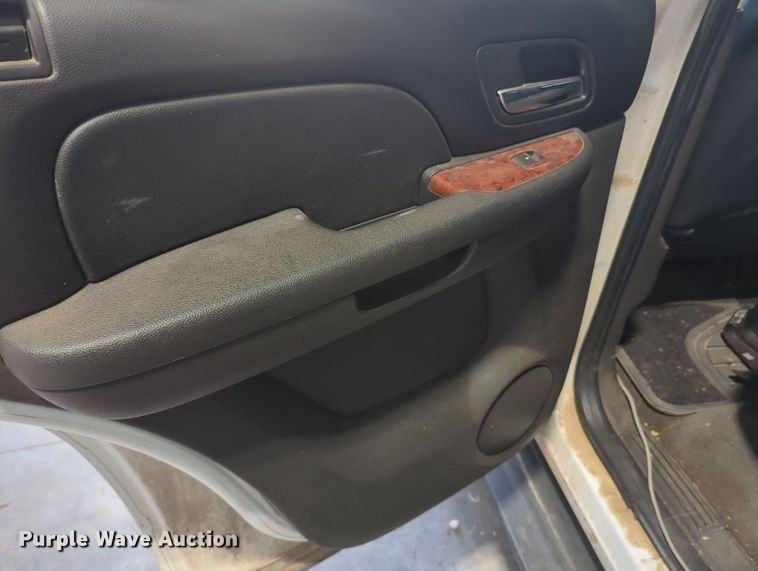 image for item MY9950 2011 Chevrolet Tahoe  SUV