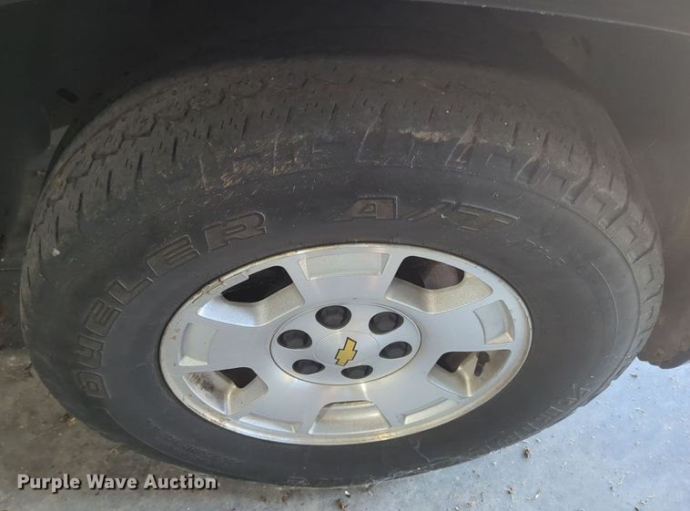 image for item MY9950 2011 Chevrolet Tahoe  SUV