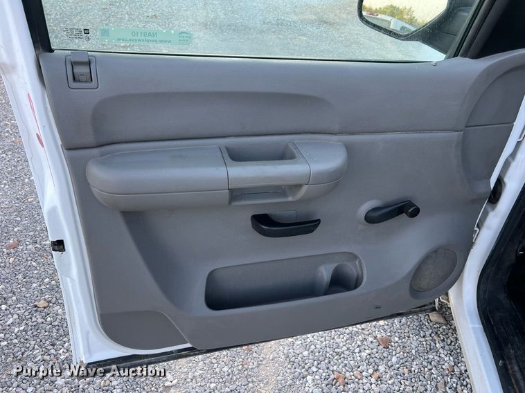 image for item NA9110 2008 Chevrolet Silverado 1500  pickup truck