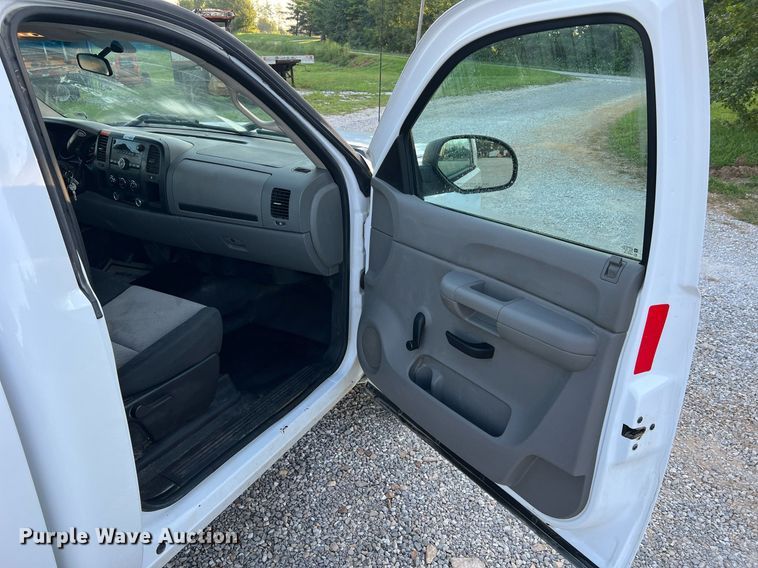 image for item NA9110 2008 Chevrolet Silverado 1500  pickup truck