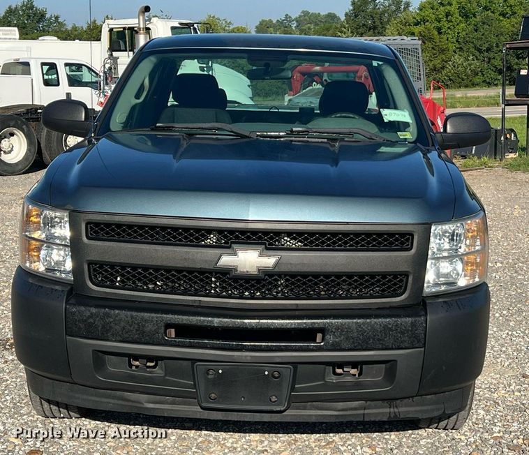 image for item NA9111 2010 Chevrolet Silverado 1500  Ext. Cab pickup truck