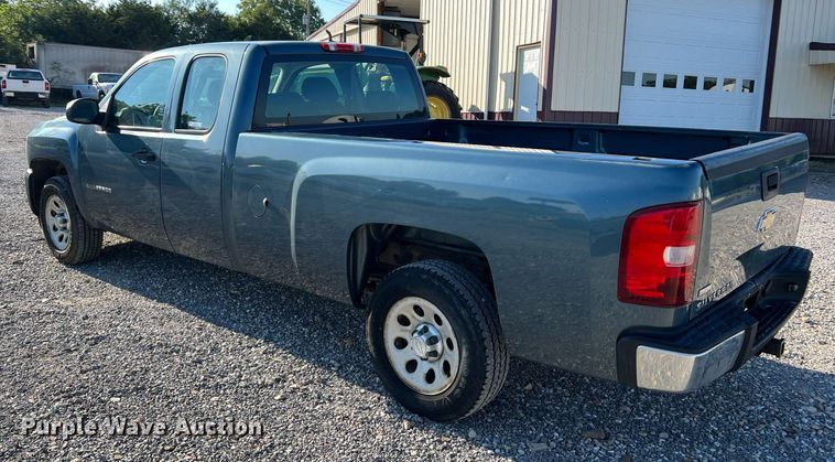 image for item NA9111 2010 Chevrolet Silverado 1500  Ext. Cab pickup truck