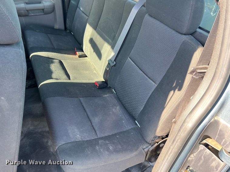 image for item NA9111 2010 Chevrolet Silverado 1500  Ext. Cab pickup truck