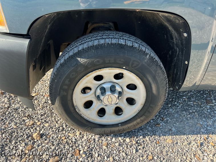 image for item NA9111 2010 Chevrolet Silverado 1500  Ext. Cab pickup truck