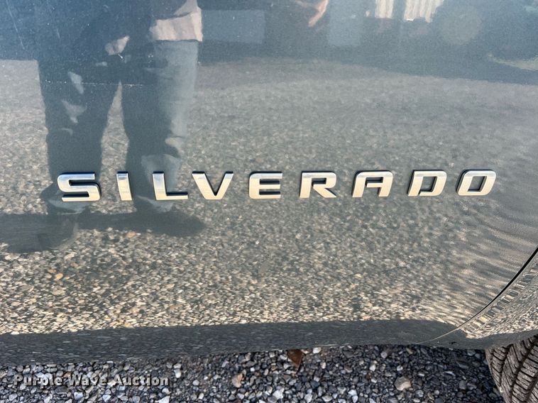 image for item NA9111 2010 Chevrolet Silverado 1500  Ext. Cab pickup truck