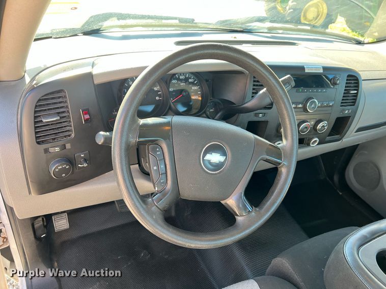 image for item NA9112 2008 Chevrolet Silverado 1500  pickup truck