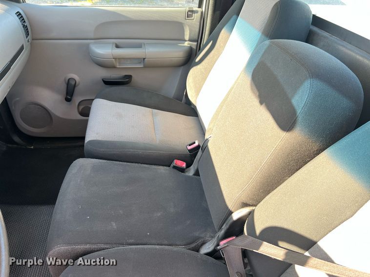 image for item NA9112 2008 Chevrolet Silverado 1500  pickup truck