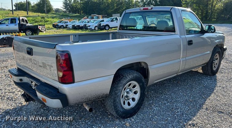 image for item NA9113 2006 Chevrolet Silverado 1500  pickup truck