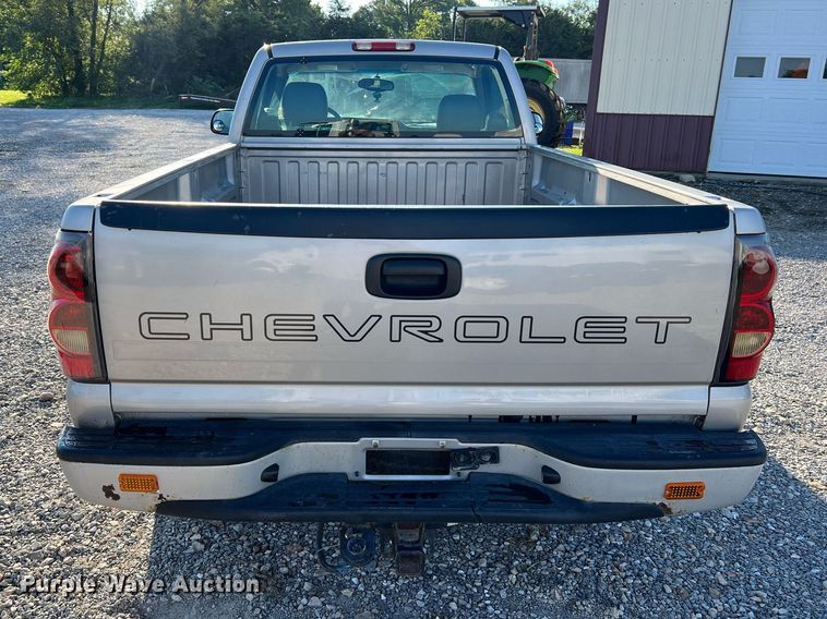 image for item NA9113 2006 Chevrolet Silverado 1500  pickup truck