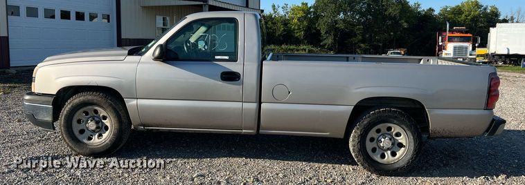 image for item NA9113 2006 Chevrolet Silverado 1500  pickup truck