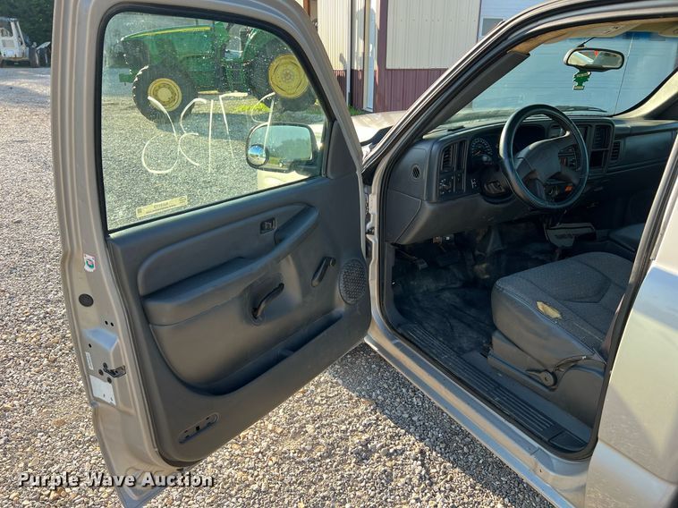 image for item NA9113 2006 Chevrolet Silverado 1500  pickup truck