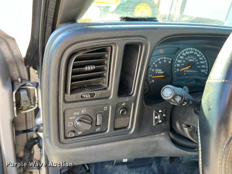 image for item NA9113 2006 Chevrolet Silverado 1500  pickup truck