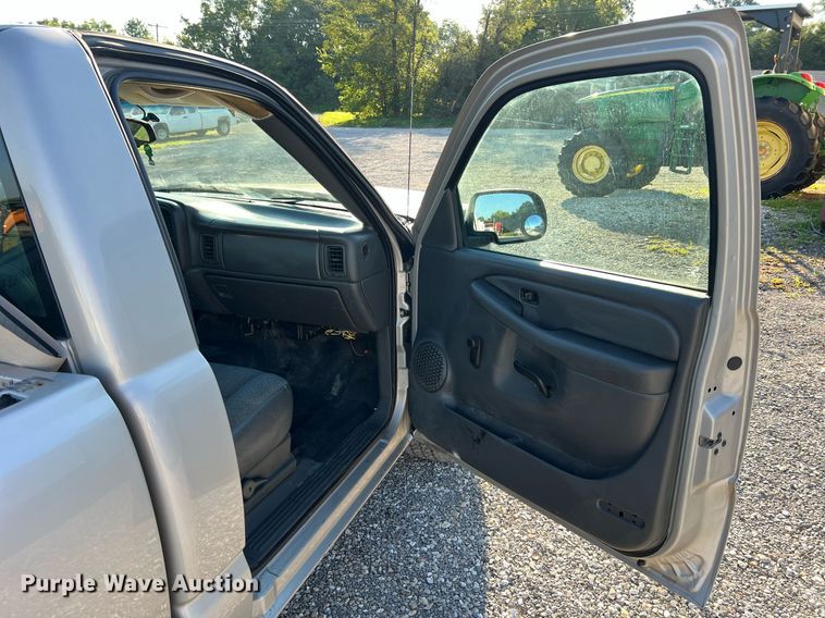 image for item NA9113 2006 Chevrolet Silverado 1500  pickup truck