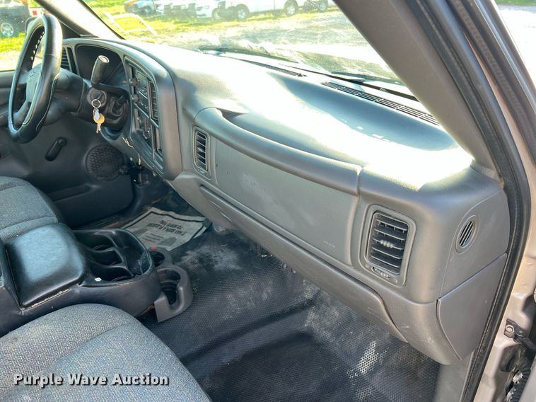 image for item NA9113 2006 Chevrolet Silverado 1500  pickup truck