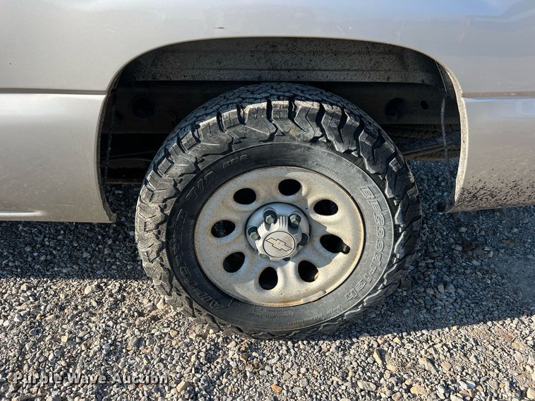 image for item NA9113 2006 Chevrolet Silverado 1500  pickup truck