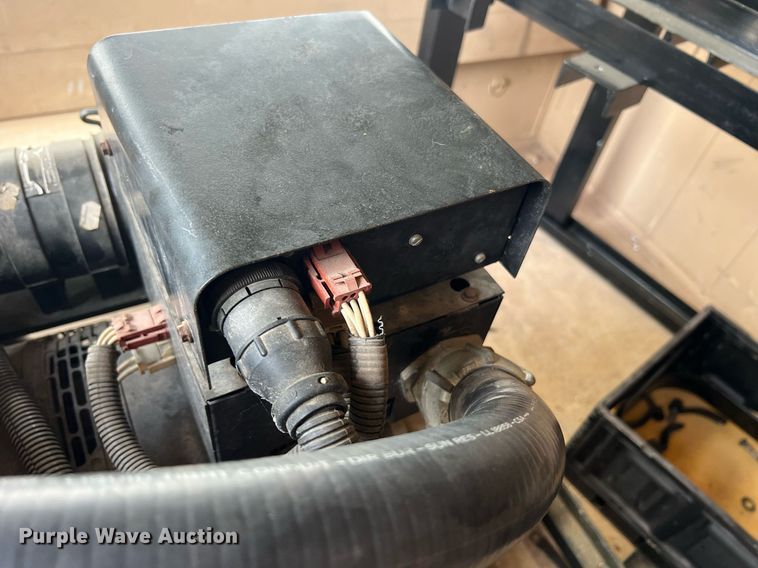 image for item NA9120 2003 Garrett Container Systems  generator