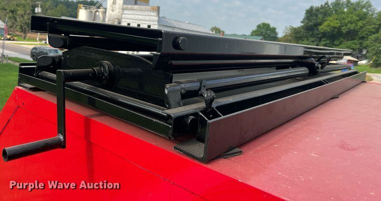 image for item NA9120 2003 Garrett Container Systems  generator