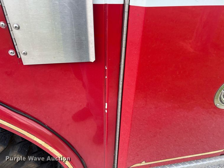 image for item NA9121 1985 Mack CF686FC  pumper fire truck