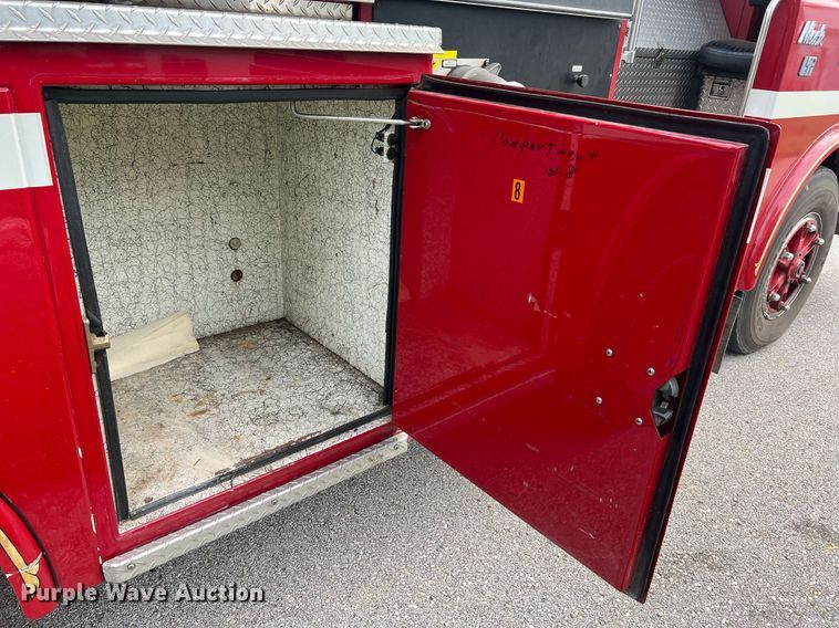 image for item NA9121 1985 Mack CF686FC  pumper fire truck