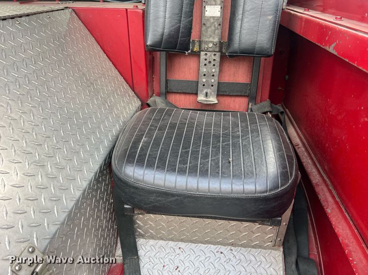 image for item NA9121 1985 Mack CF686FC  pumper fire truck