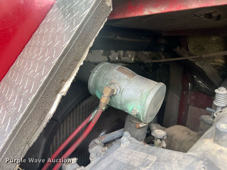 image for item NA9121 1985 Mack CF686FC  pumper fire truck