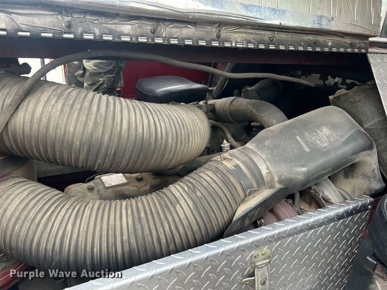 image for item NA9121 1985 Mack CF686FC  pumper fire truck