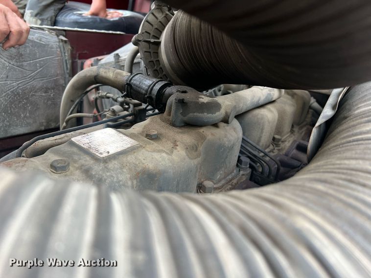 image for item NA9121 1985 Mack CF686FC  pumper fire truck