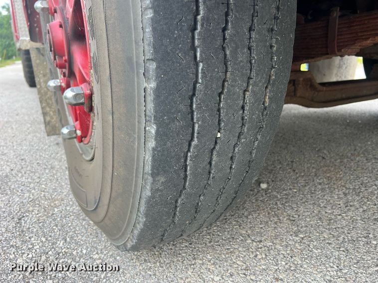 image for item NA9121 1985 Mack CF686FC  pumper fire truck