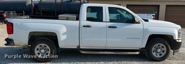 image for item NA9127 2017 Chevrolet Silverado 1500  Double Cab pickup truck