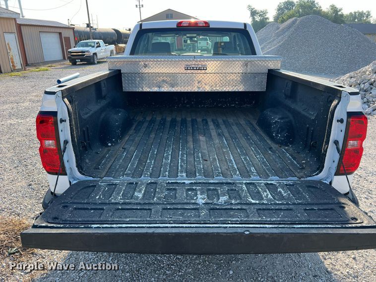 image for item NA9127 2017 Chevrolet Silverado 1500  Double Cab pickup truck