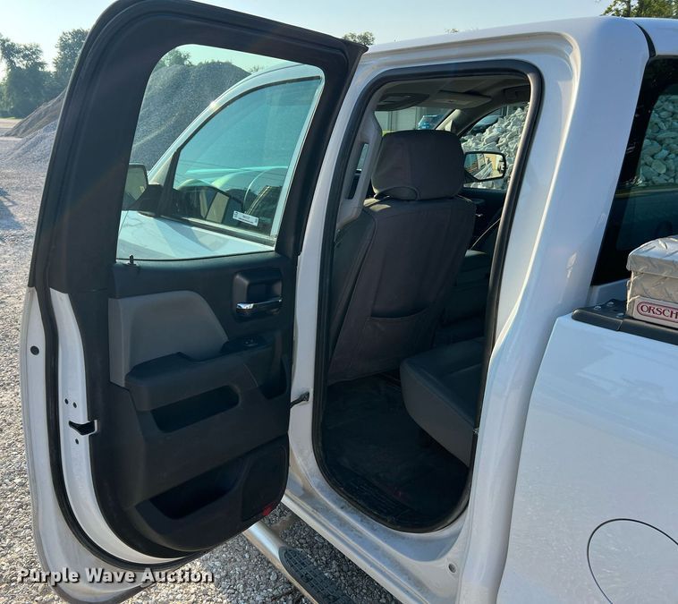 image for item NA9127 2017 Chevrolet Silverado 1500  Double Cab pickup truck