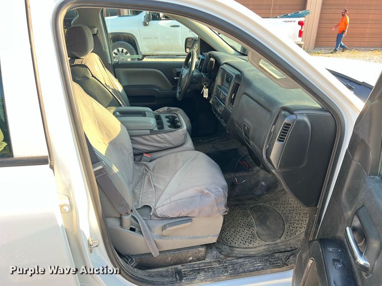 image for item NA9127 2017 Chevrolet Silverado 1500  Double Cab pickup truck