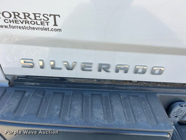 image for item NA9127 2017 Chevrolet Silverado 1500  Double Cab pickup truck