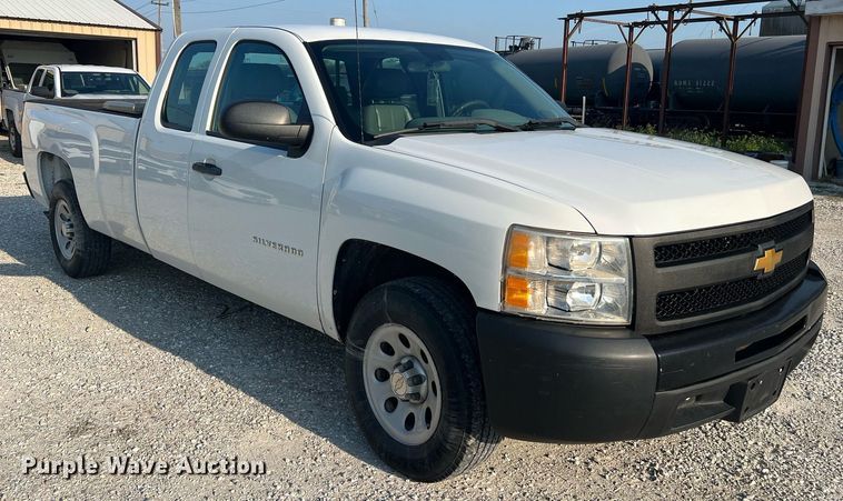 image for item NA9130 2013 Chevrolet Silverado 1500  Ext. Cab pickup truck