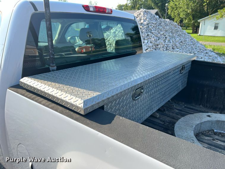 image for item NA9130 2013 Chevrolet Silverado 1500  Ext. Cab pickup truck