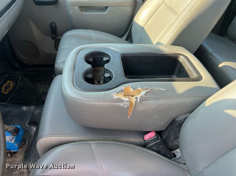 image for item NA9130 2013 Chevrolet Silverado 1500  Ext. Cab pickup truck