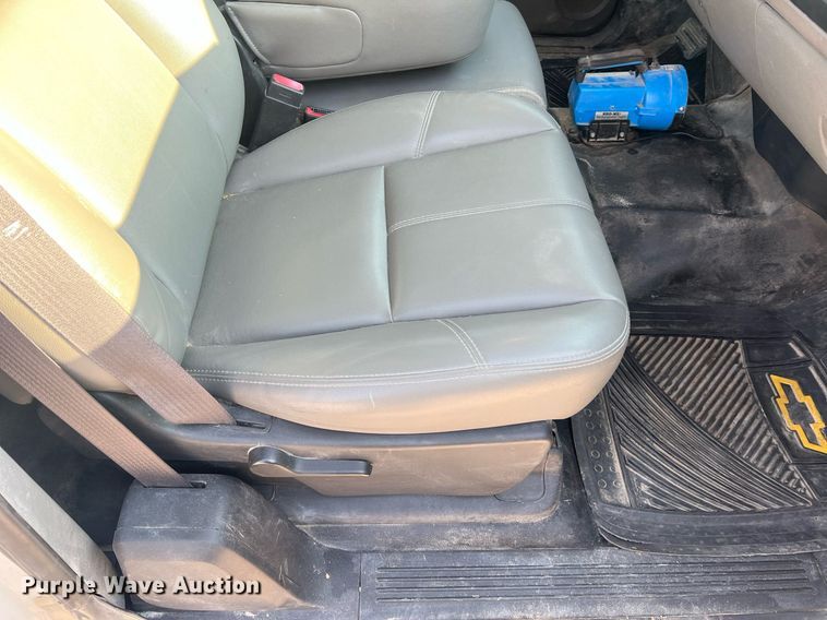 image for item NA9130 2013 Chevrolet Silverado 1500  Ext. Cab pickup truck