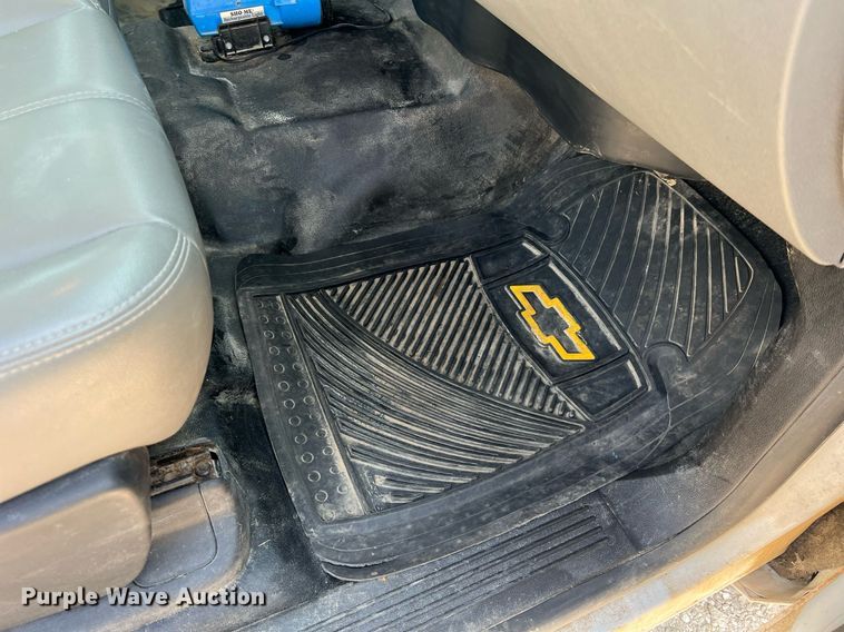 image for item NA9130 2013 Chevrolet Silverado 1500  Ext. Cab pickup truck