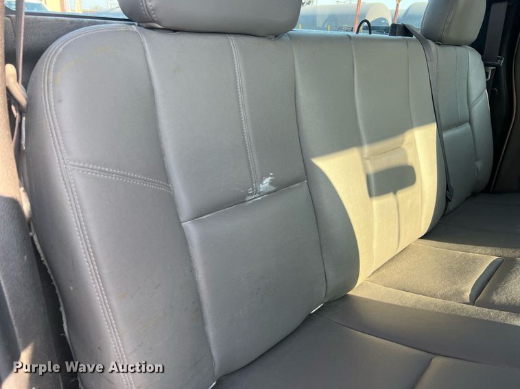 image for item NA9130 2013 Chevrolet Silverado 1500  Ext. Cab pickup truck