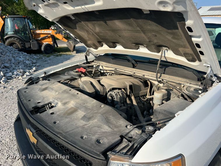 image for item NA9130 2013 Chevrolet Silverado 1500  Ext. Cab pickup truck