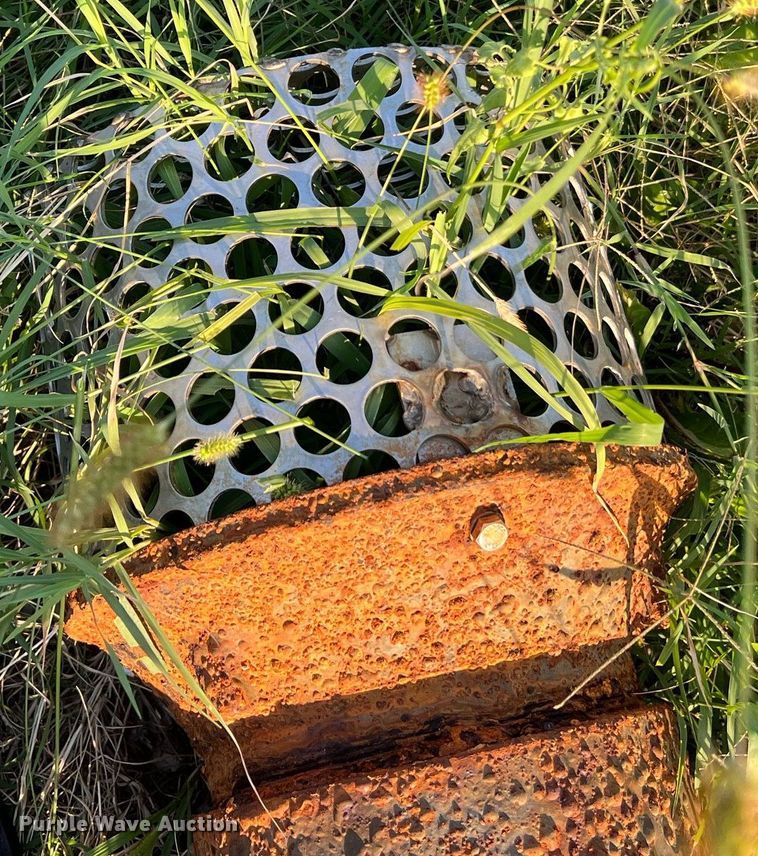 image for item NA9131 (4) simmons irrigation pumps