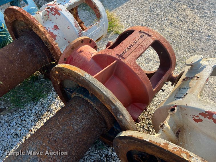 image for item NA9131 (4) simmons irrigation pumps