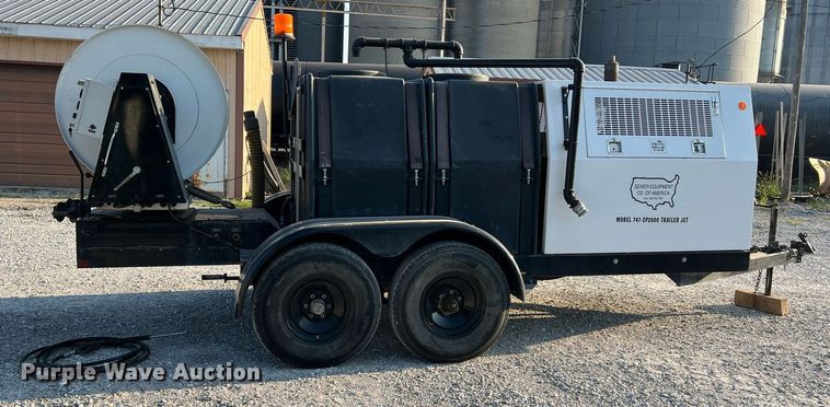 image for item NA9135 2004 Sewer Equipment of America 747-FR2000  sewer jetter trailer