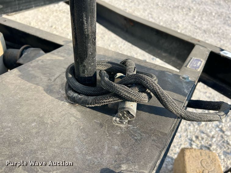 image for item NA9135 2004 Sewer Equipment of America 747-FR2000  sewer jetter trailer