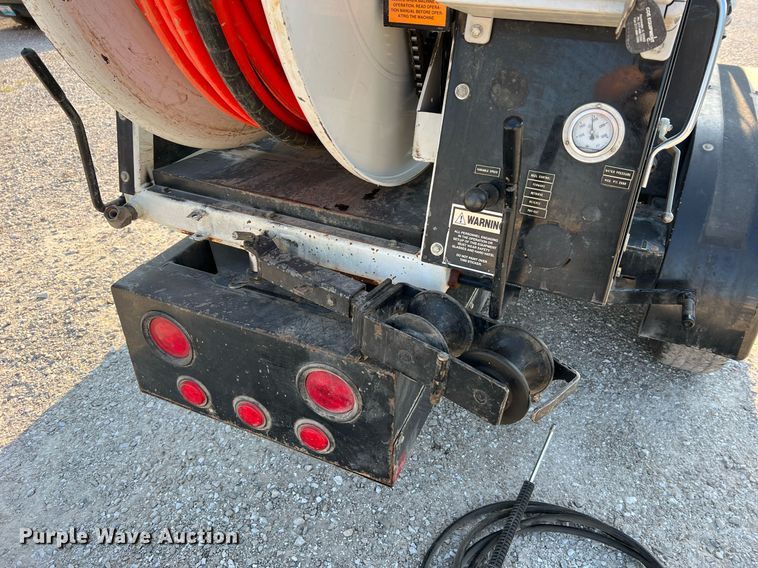 image for item NA9135 2004 Sewer Equipment of America 747-FR2000  sewer jetter trailer