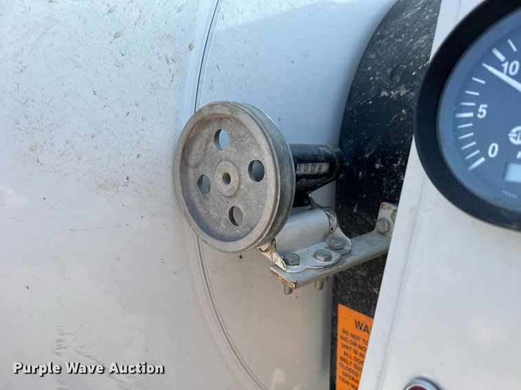 image for item NA9135 2004 Sewer Equipment of America 747-FR2000  sewer jetter trailer